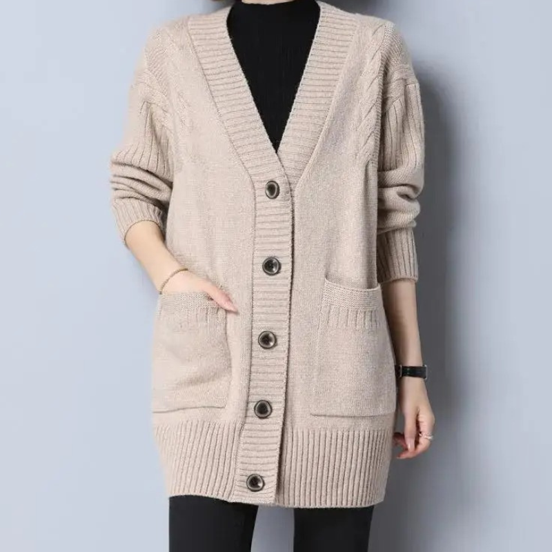 Annique Cardigan | Wełniany kardigan damski z dekoltem w szpic