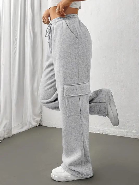 Mara - Proste spodnie joggingowe z kieszeniami z klapką dla kobiet