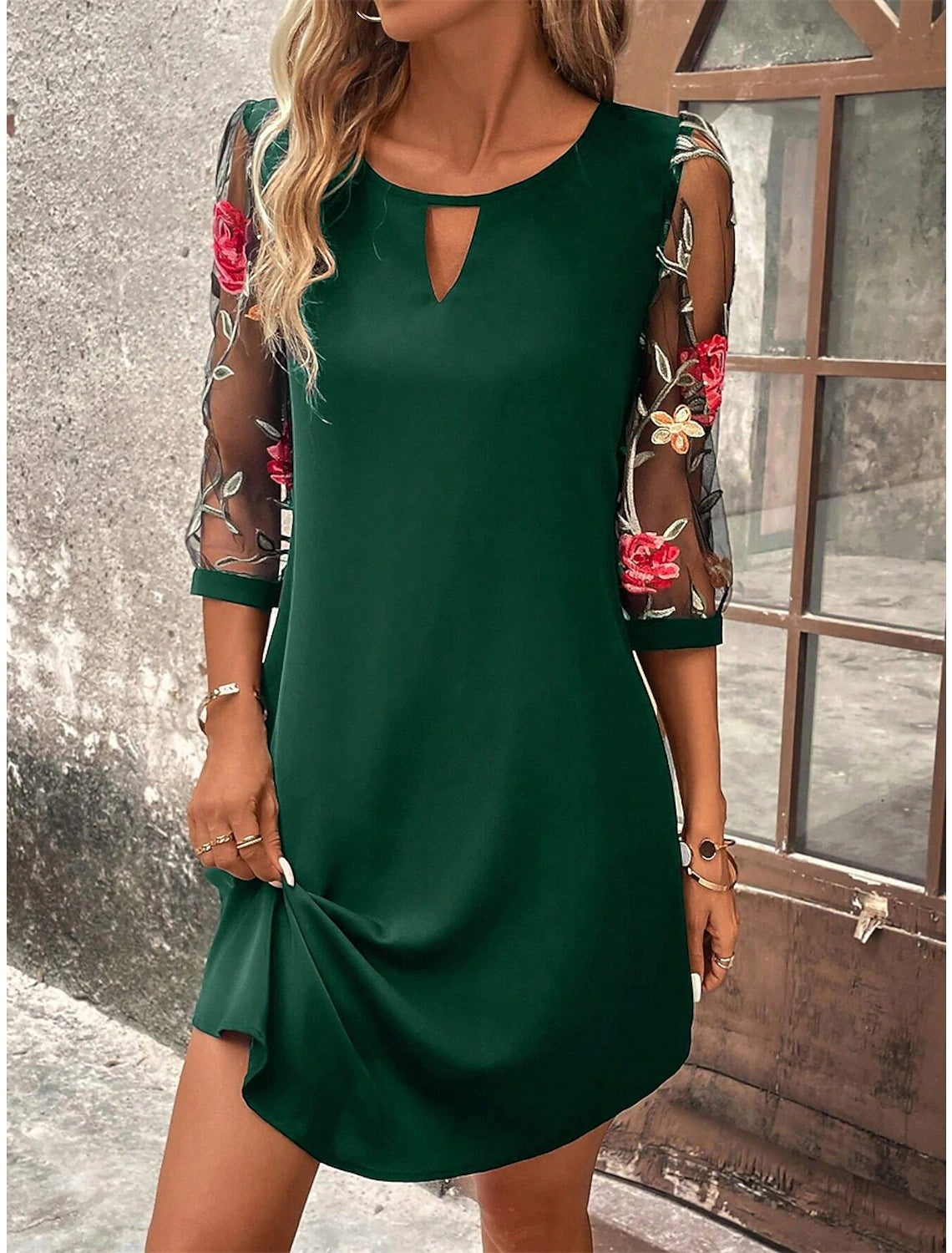 Sharina - Sukienka o ponadczasowej elegancji