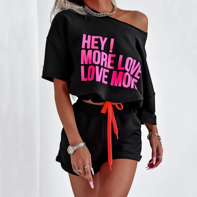Love - Szorty z nadrukiem w literę i elastycznym paskiem