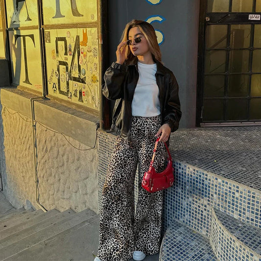 Szerokie spodnie vintage z nadrukiem lamparta dla kobiet