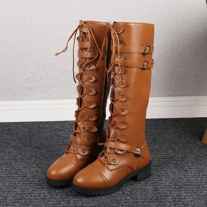 Bailee - buty retro z płaską klamrą i sznurowadłami