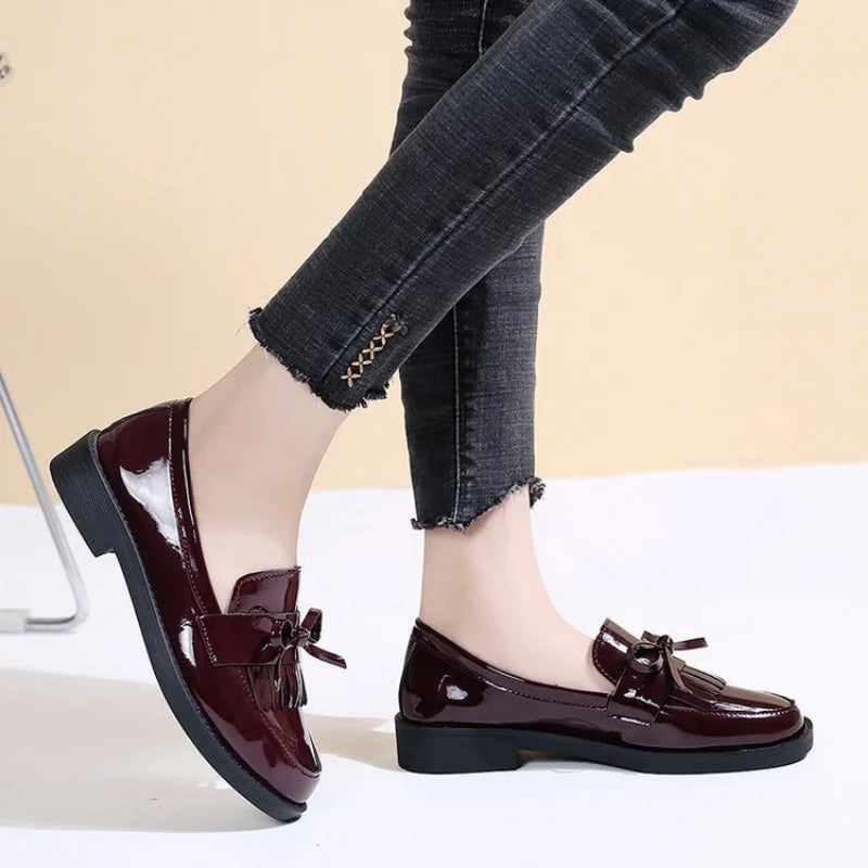 Buty Uzeta | Skórzane buty damskie z frędzlami