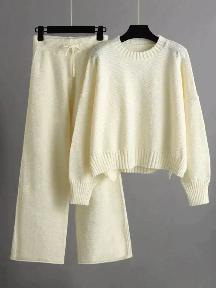 Emma - Stylowy sweter zimowy z dzianiny i spodnie z szerokimi nogawkami dla kobiet