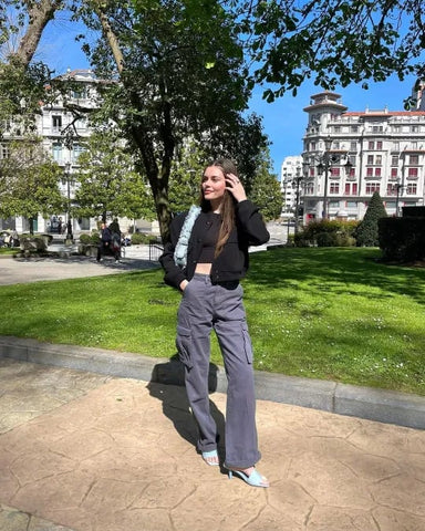 Claire - Spodnie cargo z prostymi nogawkami
