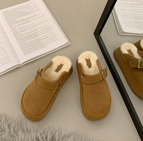 Zamszowe buty z pluszową podszewką