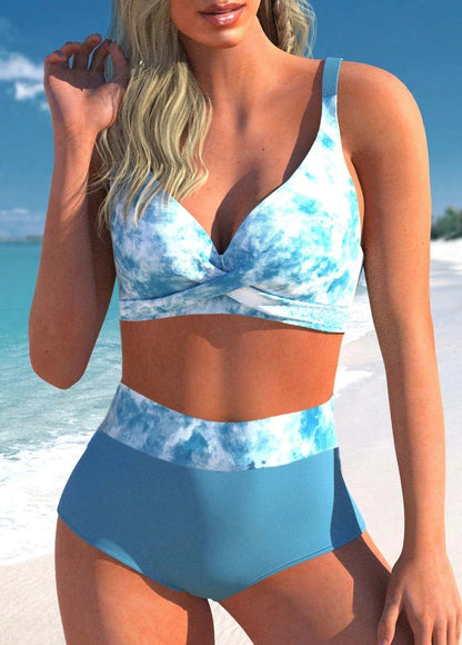 Bikiniwkropkiipaski
